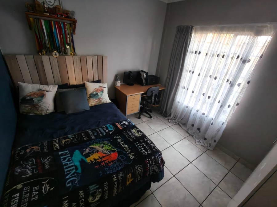 3 Bedroom Property for Sale in Hexrivier Lifestyle Estate North West